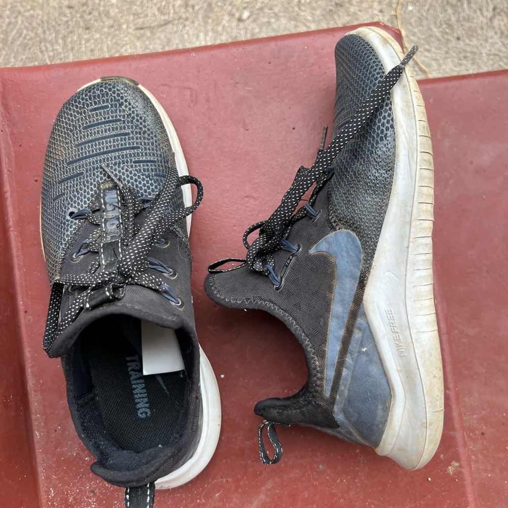 Nike Training Nike Free Athletic Tennis Shoes, Size 7.5, Black